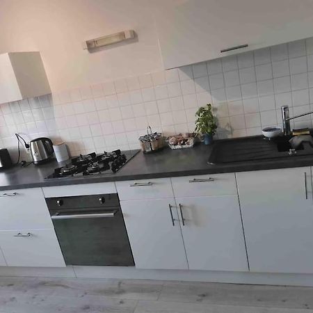 Charmant Appartement Au Calme Bourg-en-Bresse Exteriör bild